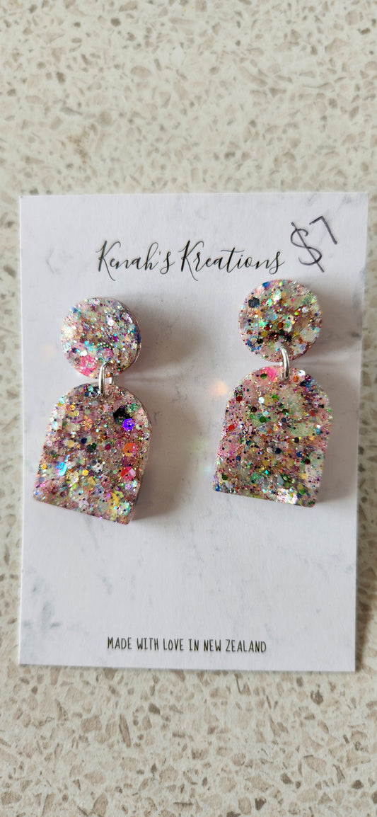 $7 Earrings