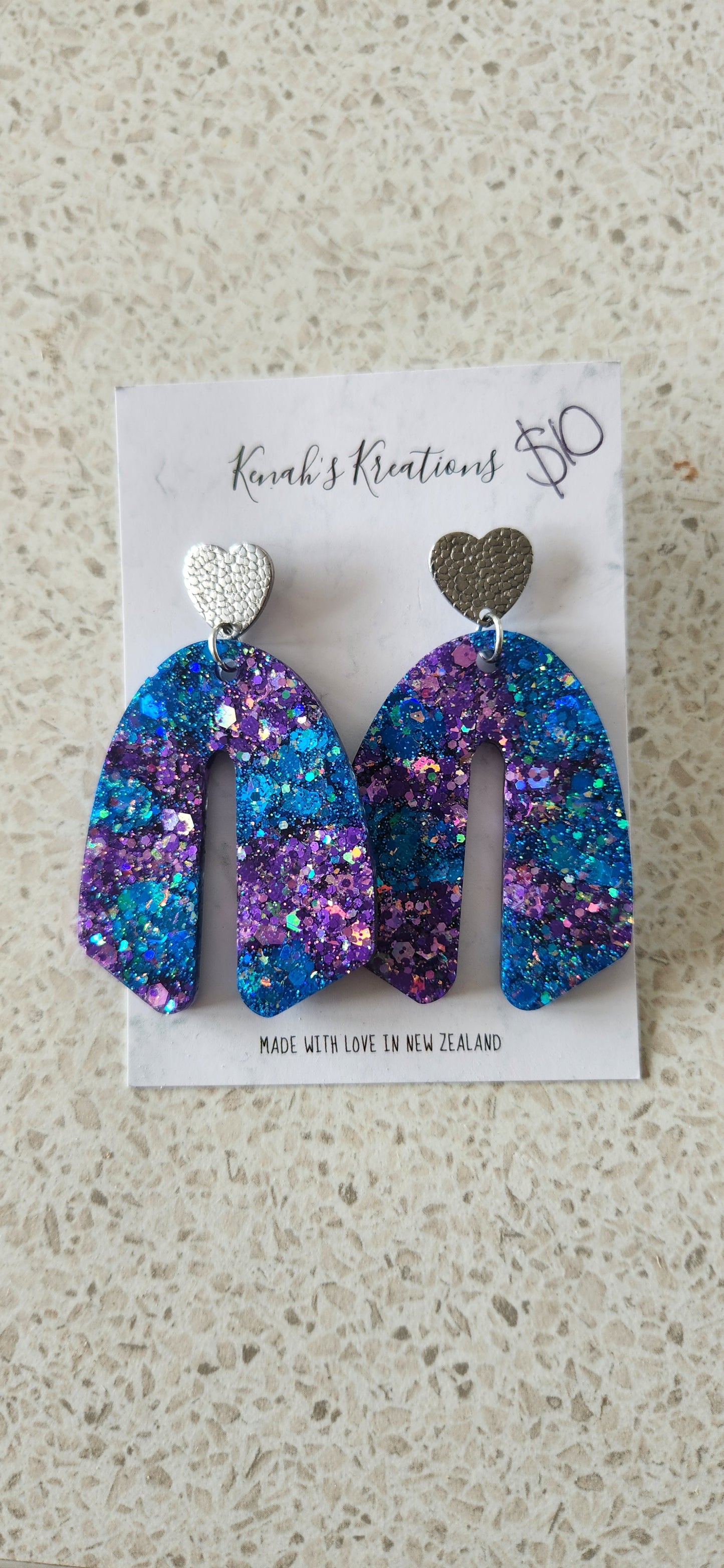 $10 Earrings