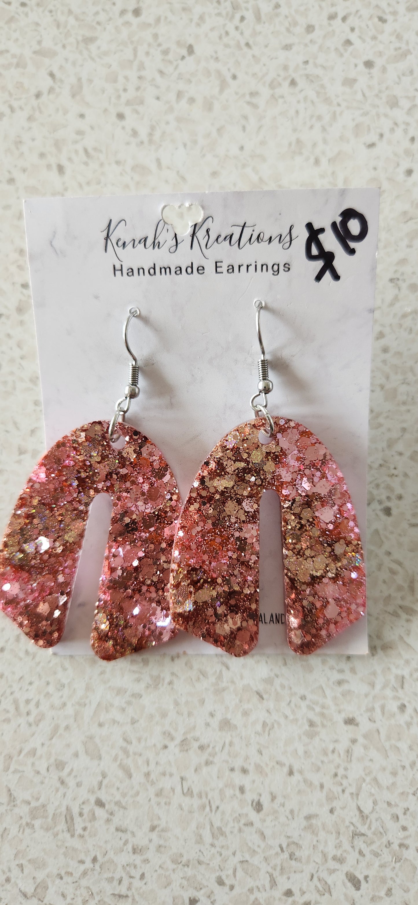 $10 Earrings
