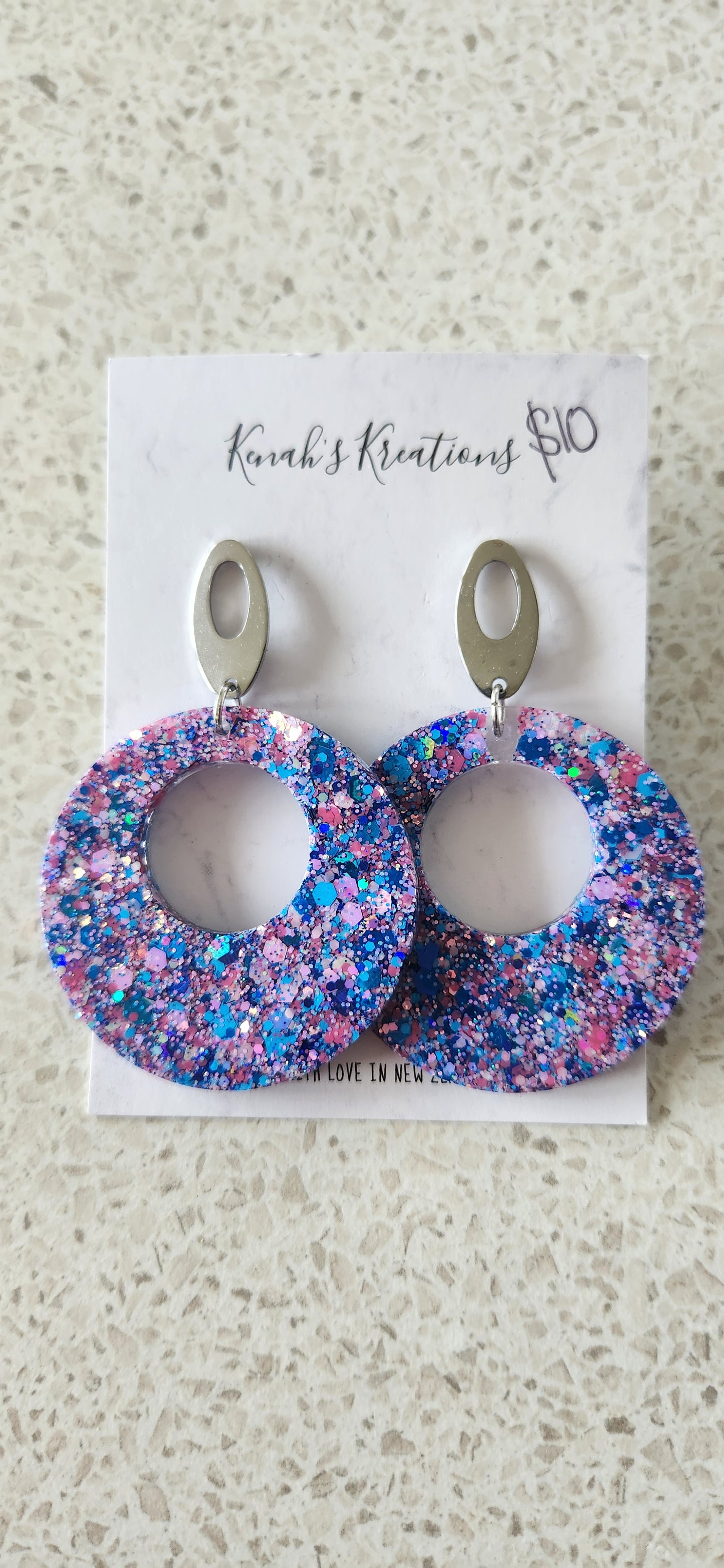 $10 Earrings
