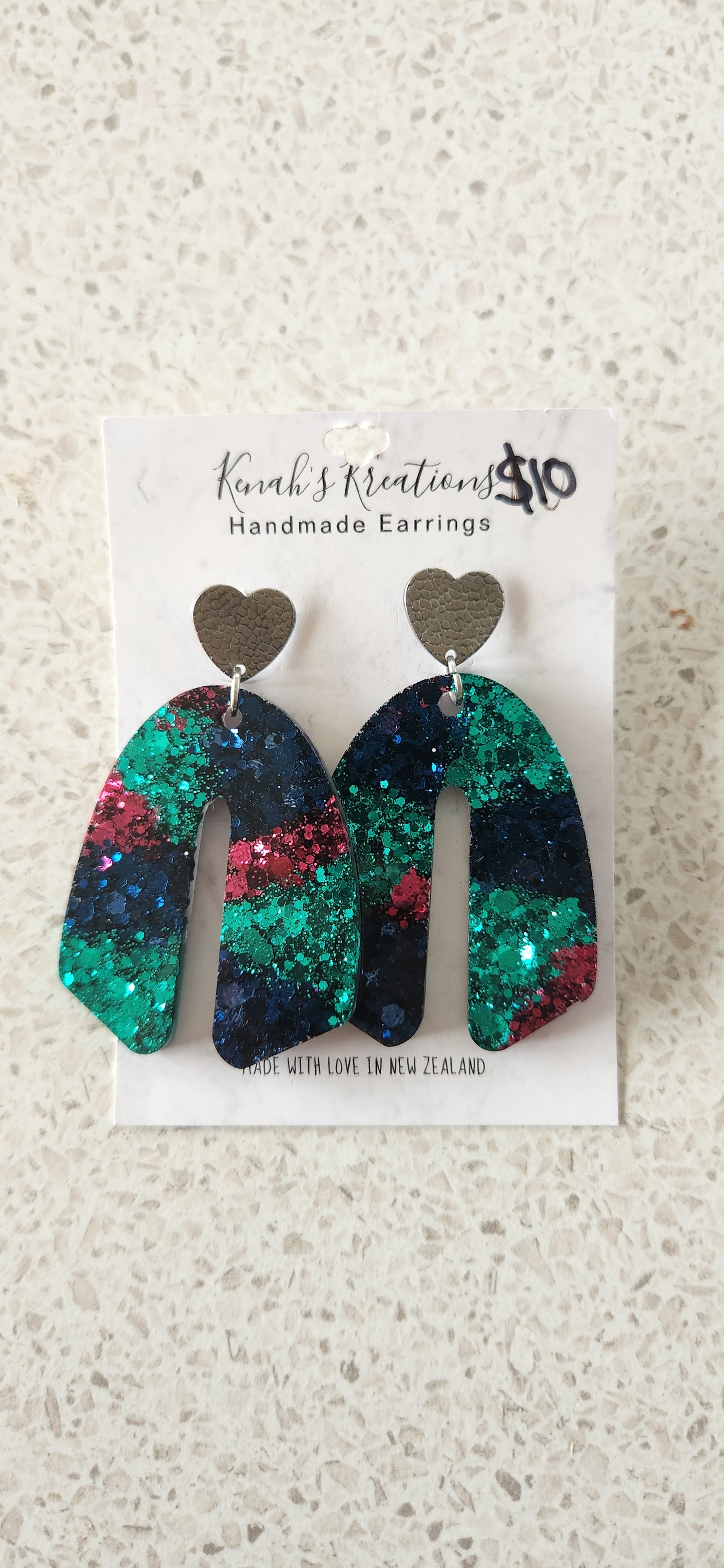 $10 Earrings